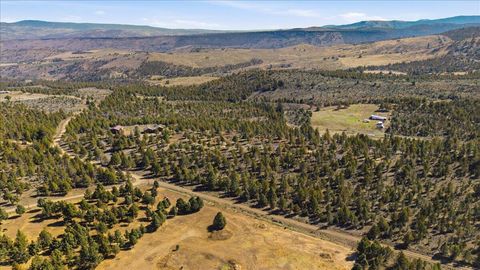 Tiny photo for 19554 SE Osprey Road, Prineville, OR 97754 (MLS # 220217623)