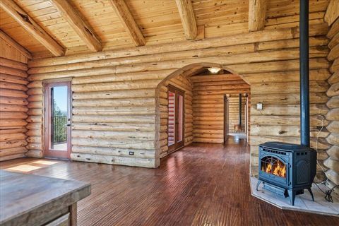 Tiny photo for 19554 SE Osprey Road, Prineville, OR 97754 (MLS # 220217623)