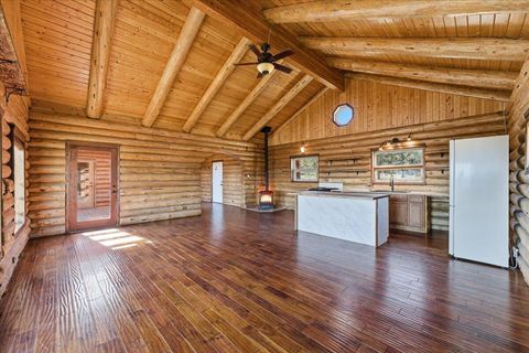 Tiny photo for 19554 SE Osprey Road, Prineville, OR 97754 (MLS # 220217623)