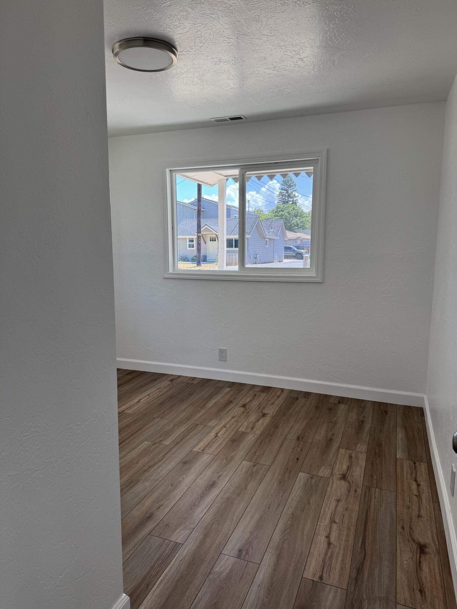 Laurelhurst Addition - Residential