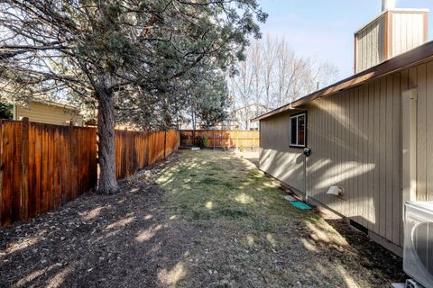 Tiny photo for 2142 NE Monterey Avenue, Bend, OR 97701 (MLS # 220214866)