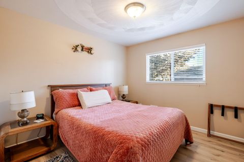 Tiny photo for 2142 NE Monterey Avenue, Bend, OR 97701 (MLS # 220214866)