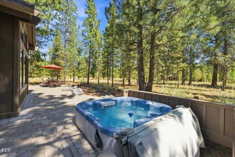 Tiny photo for 56556 Caldera Springs Court #Lot 40, Bend, OR 97707 (MLS # 220227394)