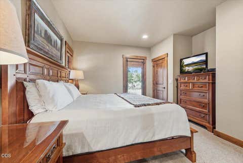 Tiny photo for 56556 Caldera Springs Court #Lot 40, Bend, OR 97707 (MLS # 220227394)