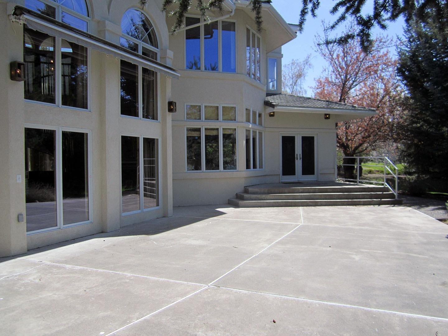 Shield Crest - Residential