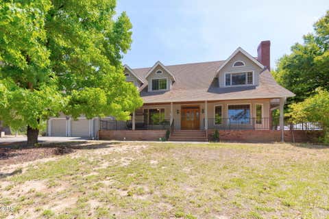 Tiny photo for 575 Pavillian Drive, Grants Pass, OR 97526 (MLS # 220227328)