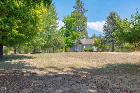 Tiny photo for 575 Pavillian Drive, Grants Pass, OR 97526 (MLS # 220227328)
