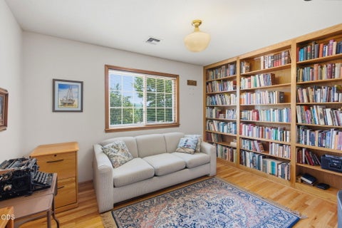 Tiny photo for 575 Pavillian Drive, Grants Pass, OR 97526 (MLS # 220227328)