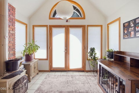 Tiny photo for 575 Pavillian Drive, Grants Pass, OR 97526 (MLS # 220227328)