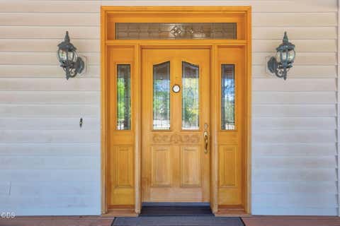 Tiny photo for 575 Pavillian Drive, Grants Pass, OR 97526 (MLS # 220227328)