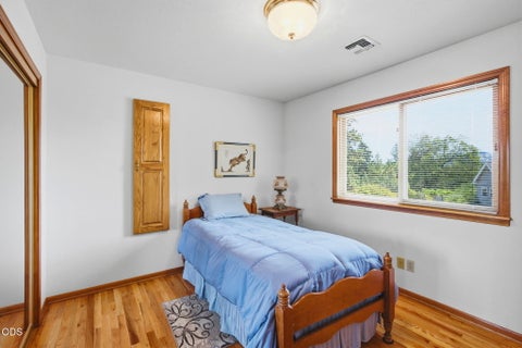 Tiny photo for 575 Pavillian Drive, Grants Pass, OR 97526 (MLS # 220227328)