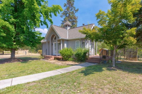 Tiny photo for 575 Pavillian Drive, Grants Pass, OR 97526 (MLS # 220227328)