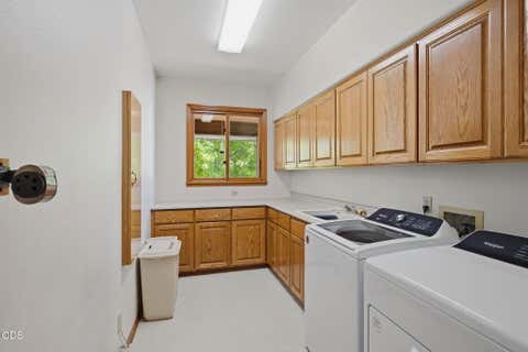 Tiny photo for 575 Pavillian Drive, Grants Pass, OR 97526 (MLS # 220227328)