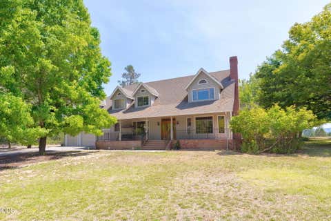 Tiny photo for 575 Pavillian Drive, Grants Pass, OR 97526 (MLS # 220227328)