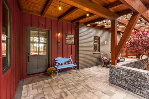 Tiny photo for 61389 Campbell Court, Bend, OR 97702 (MLS # 220212394)