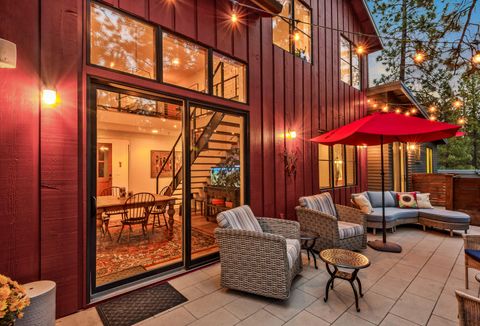 Tiny photo for 61389 Campbell Court, Bend, OR 97702 (MLS # 220212394)