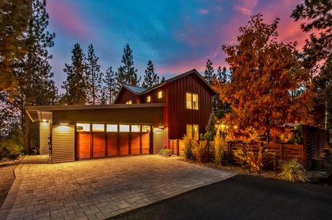 Tiny photo for 61389 Campbell Court, Bend, OR 97702 (MLS # 220212394)