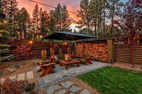 Tiny photo for 61389 Campbell Court, Bend, OR 97702 (MLS # 220212394)