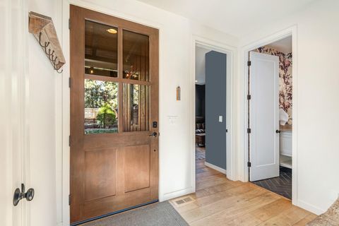 Tiny photo for 61389 Campbell Court, Bend, OR 97702 (MLS # 220212394)