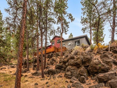 Tiny photo for 61389 Campbell Court, Bend, OR 97702 (MLS # 220212394)