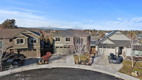 Tiny photo for 20670 Comet Court, Bend, OR 97701 (MLS # 220212783)