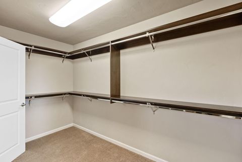 Tiny photo for 20670 Comet Court, Bend, OR 97701 (MLS # 220212783)