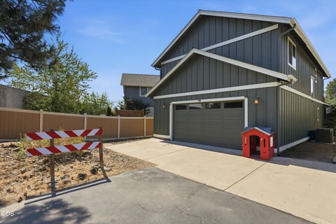 Tiny photo for 61390 Merriewood Court, Bend, OR 97702 (MLS # 220227467)