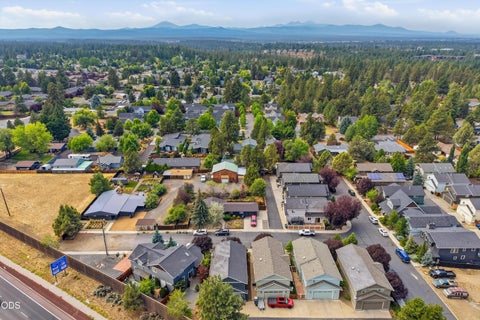 Tiny photo for 61390 Merriewood Court, Bend, OR 97702 (MLS # 220227467)