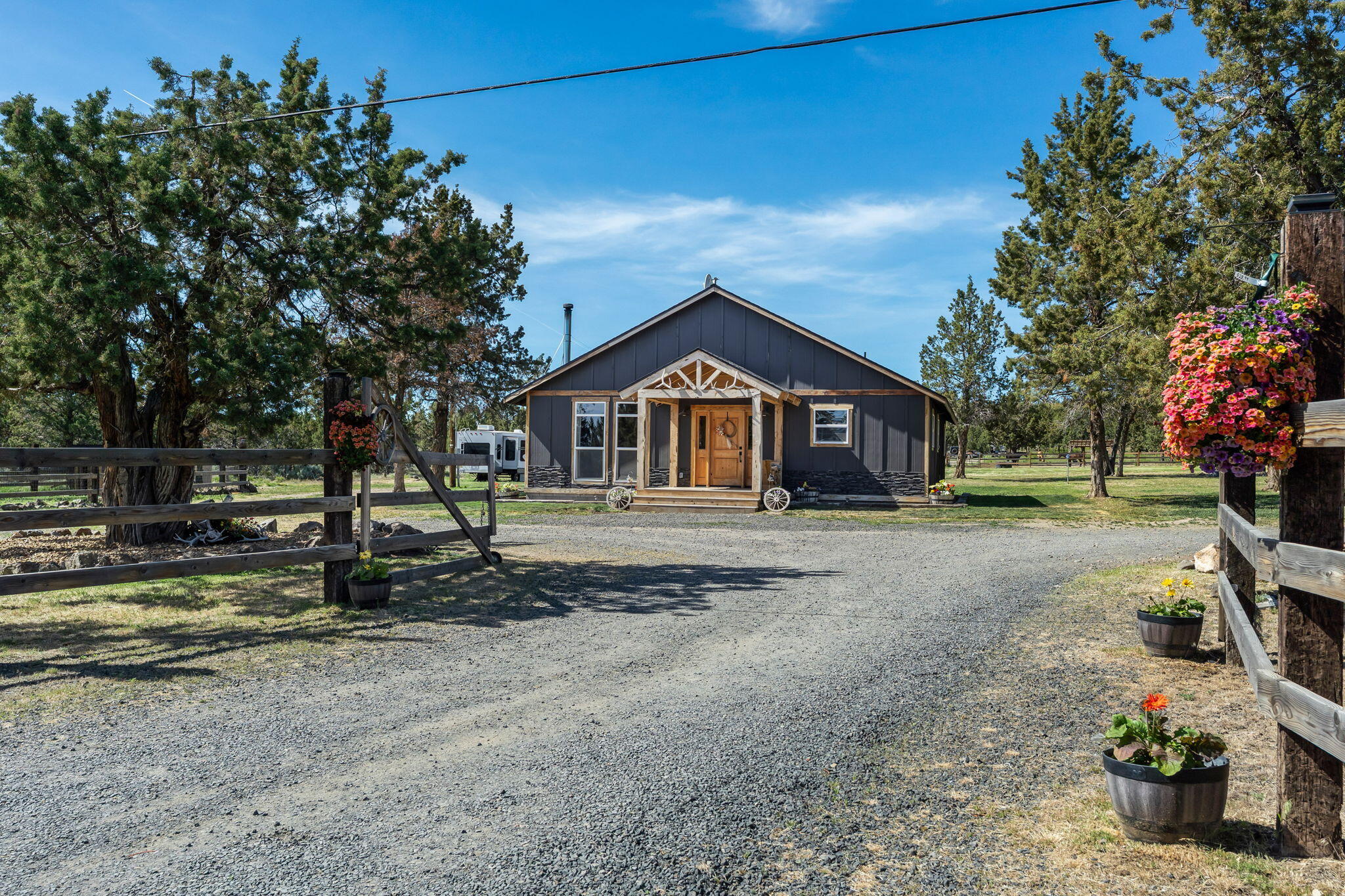 2575 SE Maphet Road