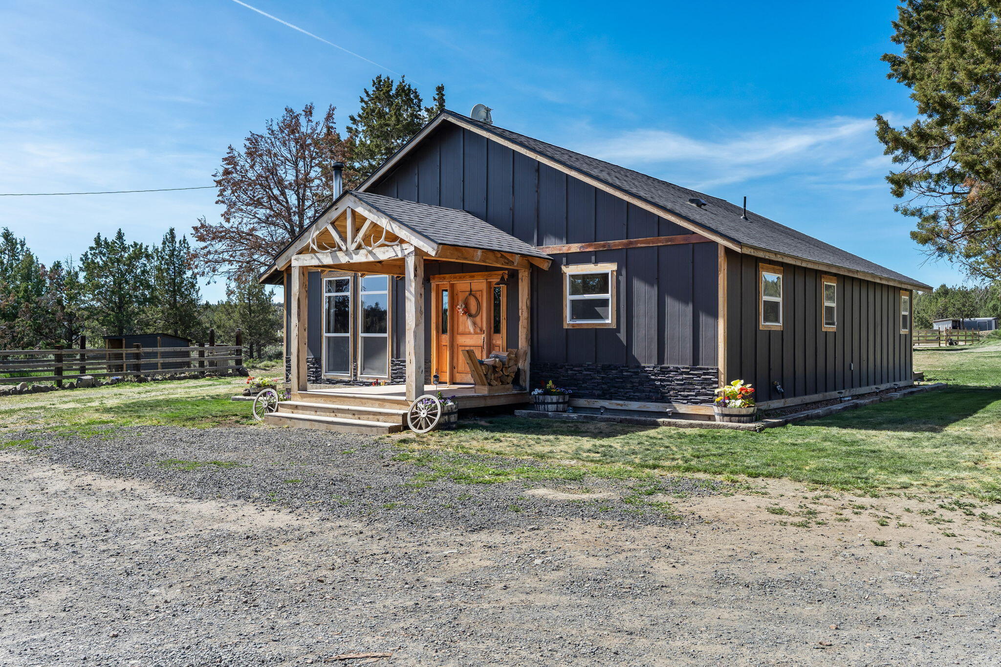 2575 SE Maphet Road