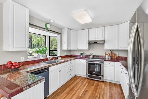 Tiny photo for 750 Neil Creek Road, Ashland, OR 97520 (MLS # 220219778)