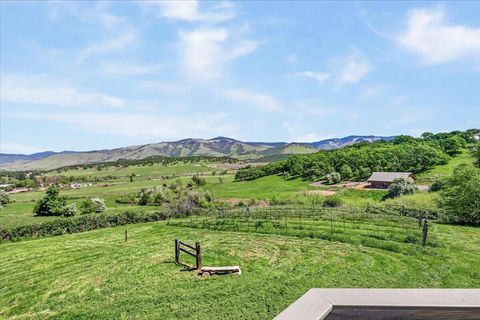 Tiny photo for 750 Neil Creek Road, Ashland, OR 97520 (MLS # 220219778)