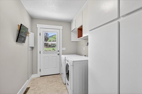 Tiny photo for 750 Neil Creek Road, Ashland, OR 97520 (MLS # 220219778)