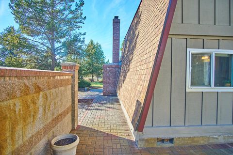 Tiny photo for 17277 Willow Court, Bend, OR 97707 (MLS # 220215511)