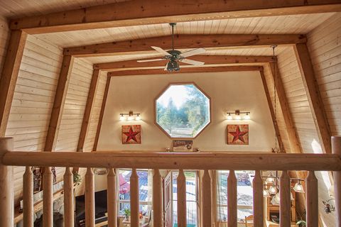 Tiny photo for 17277 Willow Court, Bend, OR 97707 (MLS # 220215511)