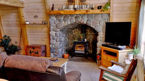 Tiny photo for 17277 Willow Court, Bend, OR 97707 (MLS # 220215511)