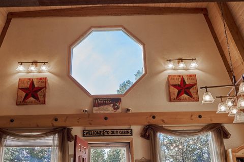 Tiny photo for 17277 Willow Court, Bend, OR 97707 (MLS # 220215511)