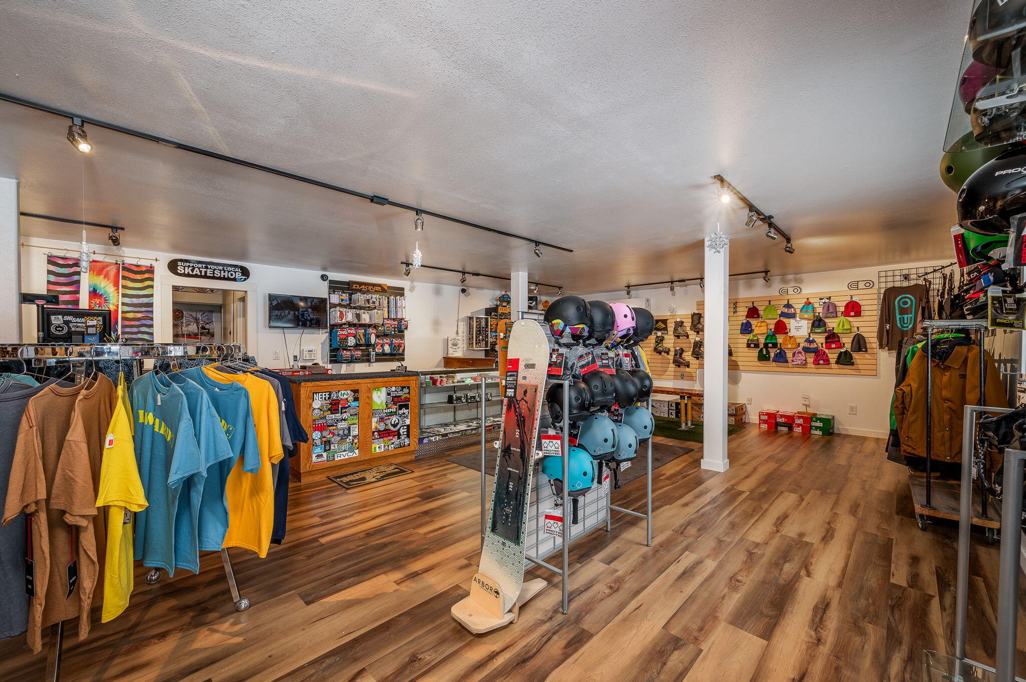 Townsite Of Redmond - Commercial Sale