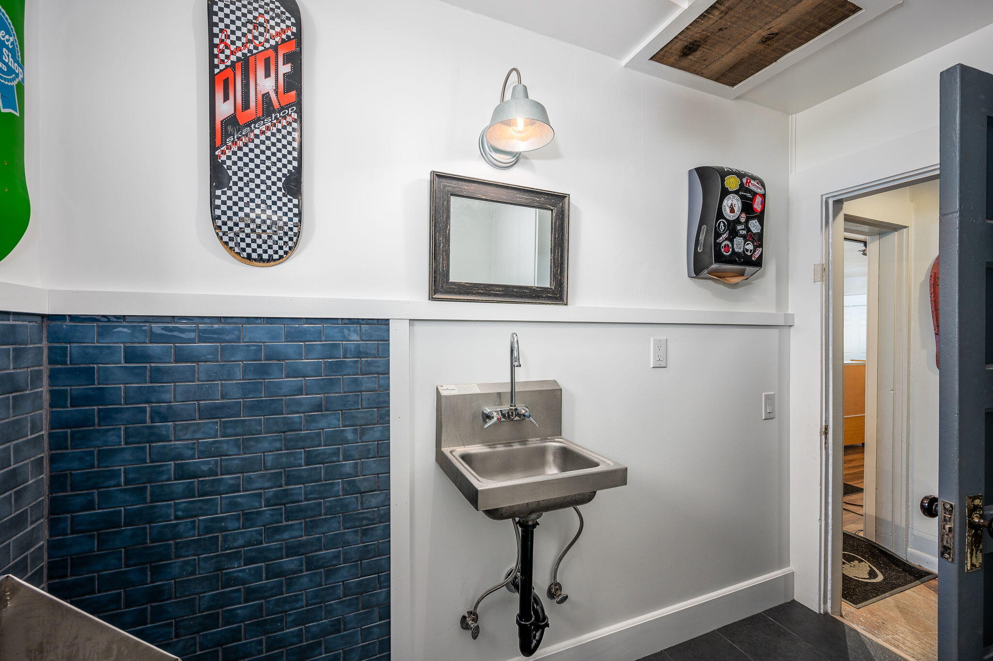 Townsite Of Redmond - Commercial Sale