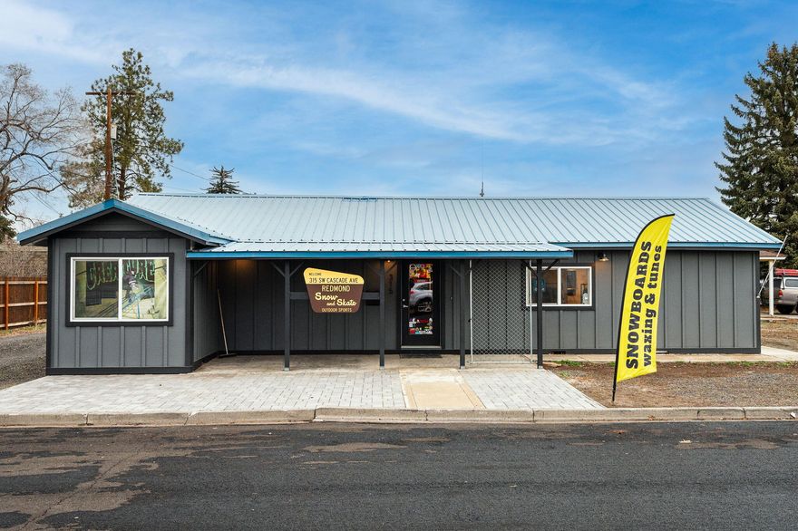 Welcome to 315 SW Cascade Ave, a premier commercial building located in the heart of downtown Redmond, OR. Meticulously renovated, this property boasts strategic high visibility and 1500 SqFt of open-concept design, making it an ideal choice for a diverse range of businesses. Whether envisioning the establishment of a premier coffee shop, art gallery, jewelry store, or retail enterprise, the chosen location is poised to offer a multitude of versatile applications. Two blocks north of the business is an entrance and exit ramp for Highway 97, ensuring convenient access for prospective customers. Modern amenities, including upgraded interiors and systems, contribute to a seamless operational experience. With three separate entrances, ease of use is incontestable and peace of mind provided by a rear security door.  Proximity to essential amenities, further enhances the overall appeal of this property. Seize the opportunity to invest in this thriving market. Schedule your showing today!