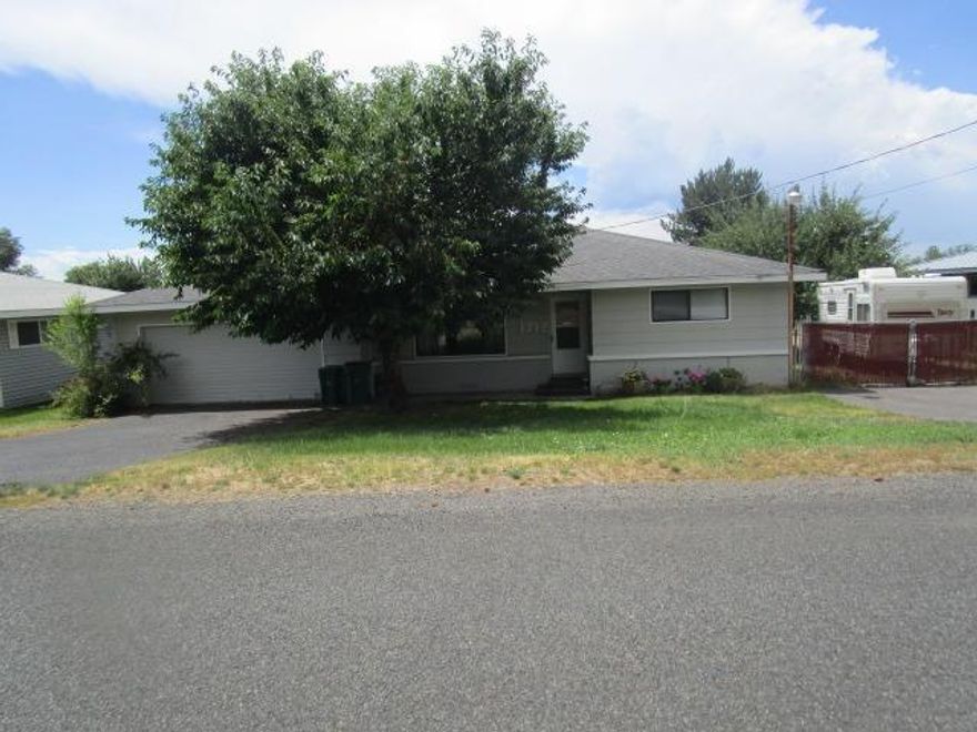 3 & 2 in good location, one level; Attached two car garage with good storage area. Natural gas forced air heating. Fireplace and covered Patio. Asphalt RV Parking.