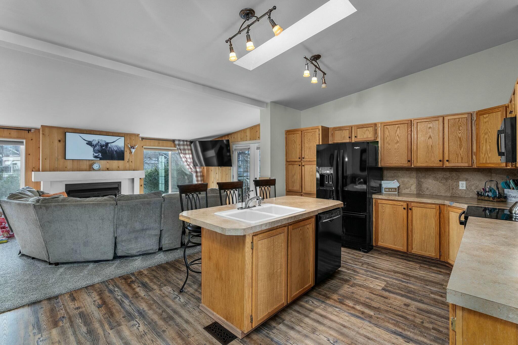 Aspen Creek Mob Pk - Residential