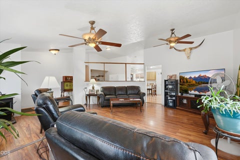 Tiny photo for 15886 SE Cahvilla Road, Prineville, OR 97754 (MLS # 220229991)