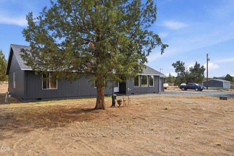 Tiny photo for 15886 SE Cahvilla Road, Prineville, OR 97754 (MLS # 220229991)