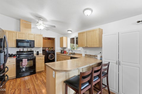 Tiny photo for 15886 SE Cahvilla Road, Prineville, OR 97754 (MLS # 220229991)
