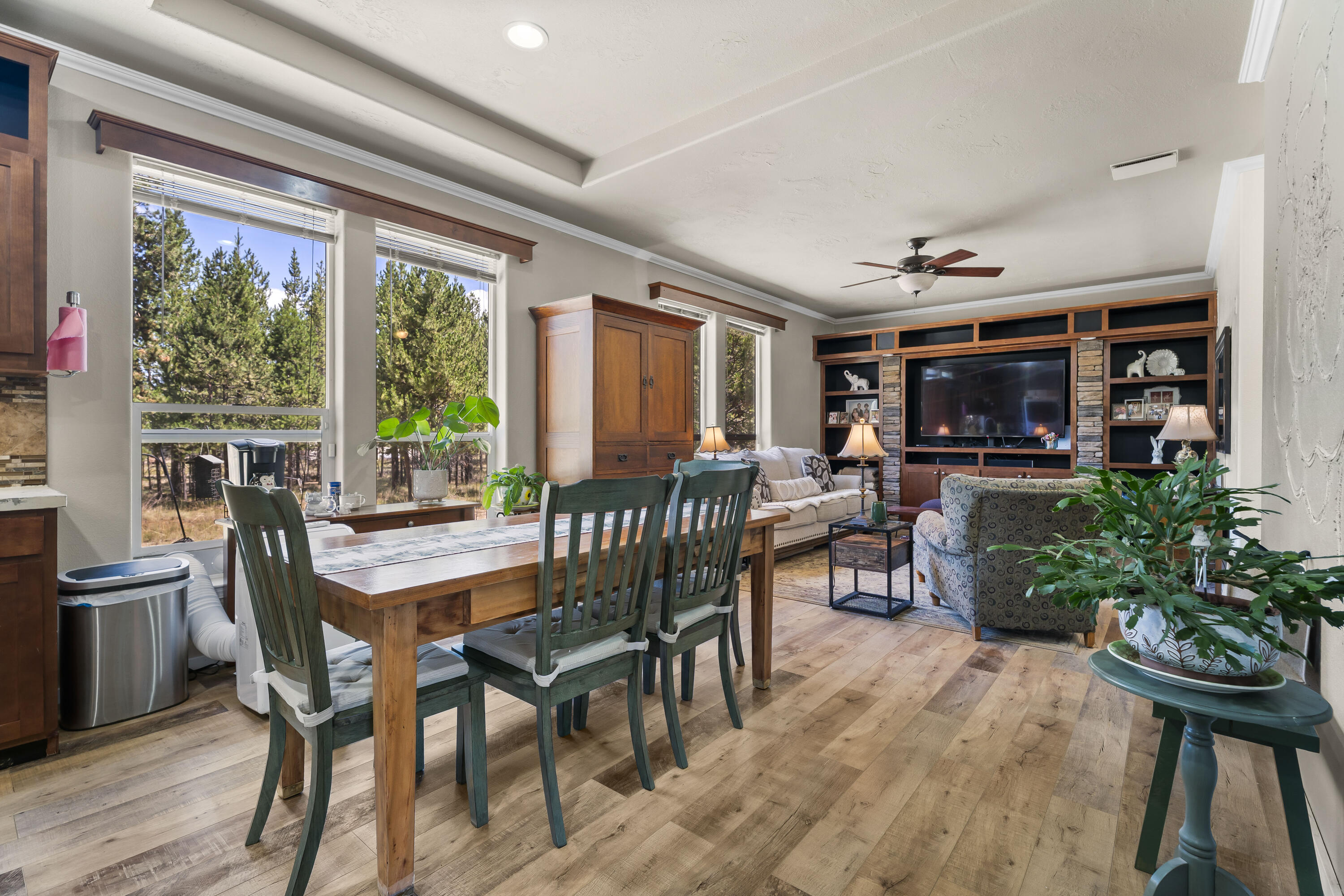 Sun Forest Estates - Residential