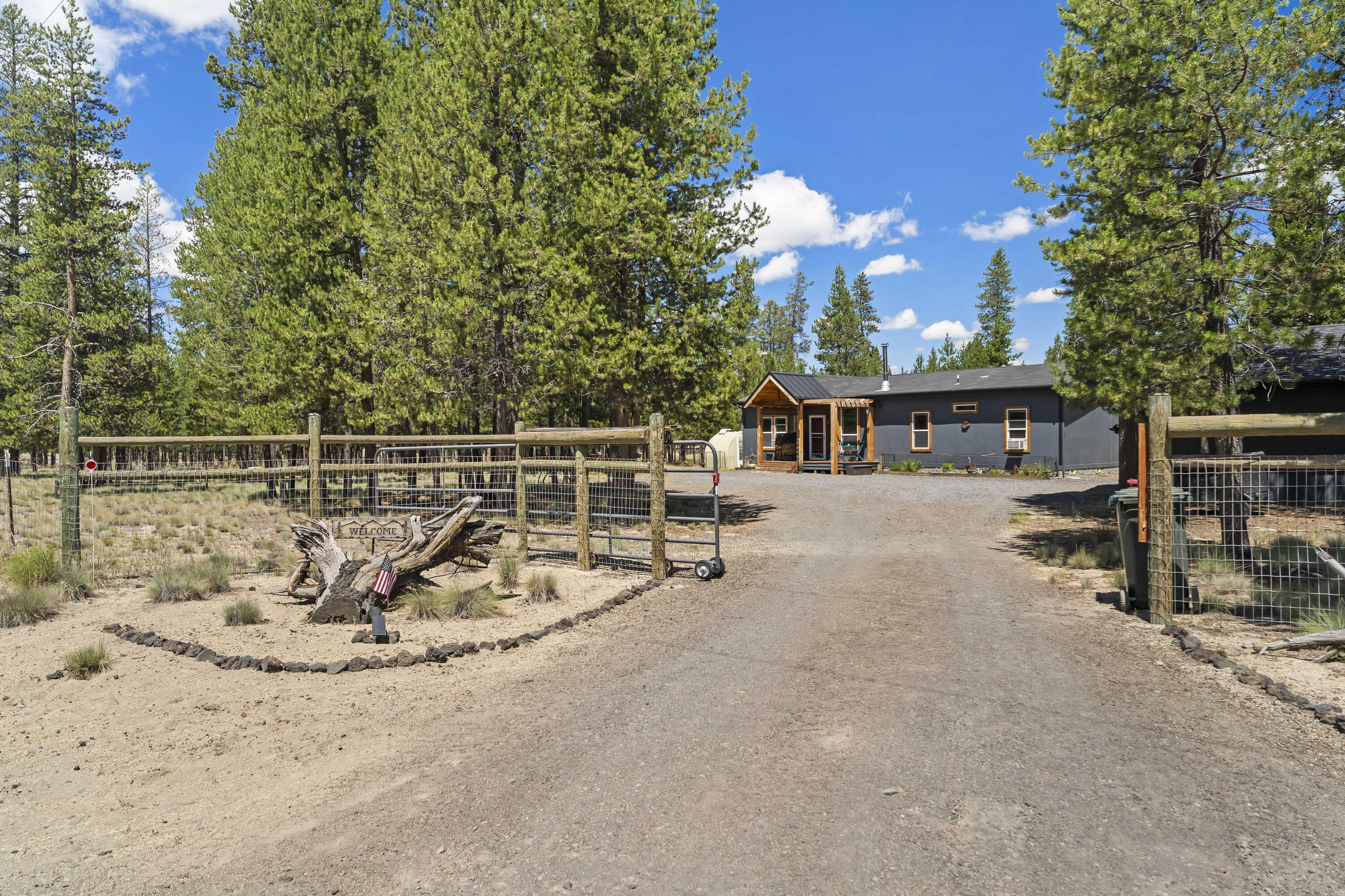 Sun Forest Estates - Residential