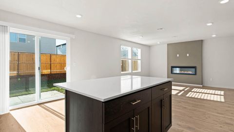 Tiny photo for 2601 Steadman Avenue, Medford, OR 97501 (MLS # 220213160)