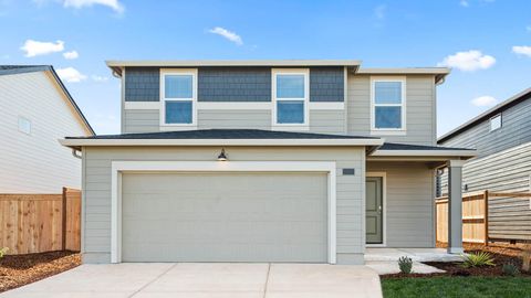 Photo of 2601 Steadman Avenue, Medford, OR 97501 (MLS # 220213160)