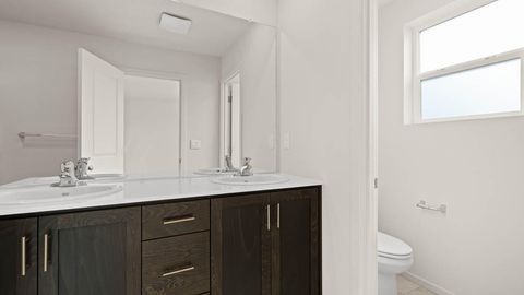 Tiny photo for 2601 Steadman Avenue, Medford, OR 97501 (MLS # 220213160)